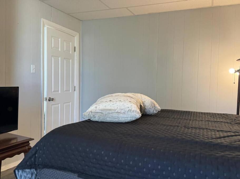 Tranquil Zen Oasis, Banksville, Pittsburgh, Canton Avenue Pittsburgh